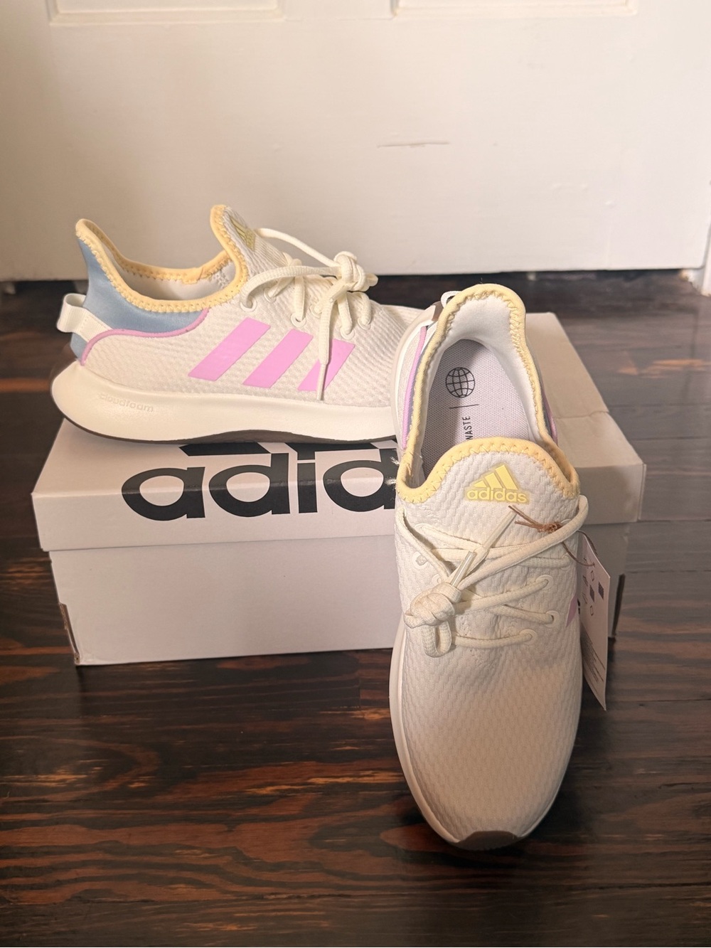 NWT Adidas Cloudfoam Pure SPW - women’s sneaker size 8 - cream/pink/blue/yellow - Picture 2 of 5